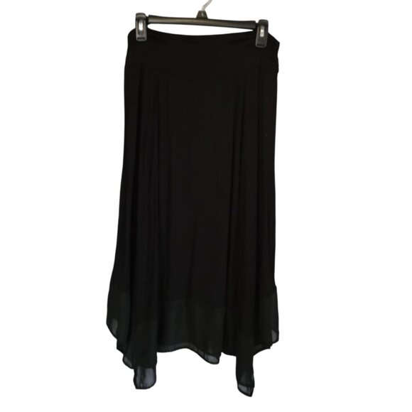 Apt. 9 Dresses & Skirts - EUC Apt. 9 Soft flowy Skirt with sheer bottom